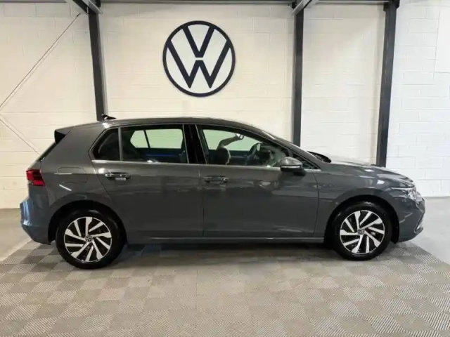Volkswagen Golf 1.4 hybrid rechargeable opf 204 dsg6 — photo 3