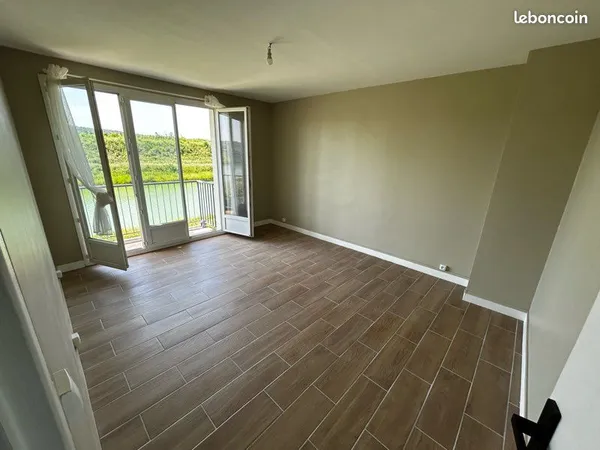 Appartement F3 rénove a neuf