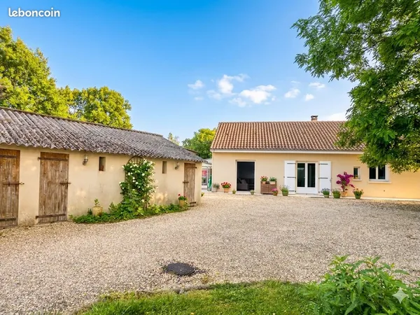 Maison 3 pièces 98 m²