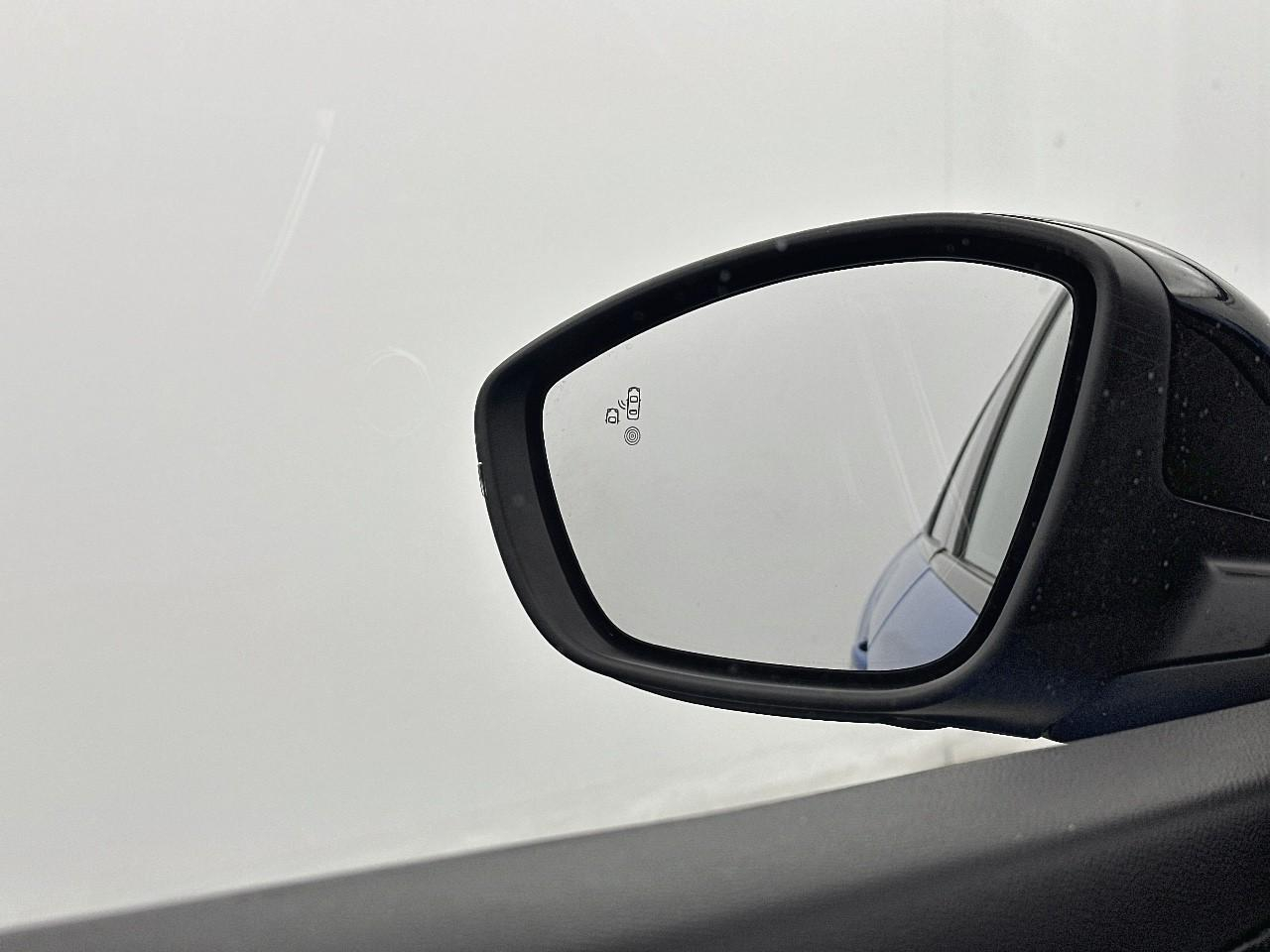 Peugeot 208 puretech 100 s&s eat8 gt — photo 15
