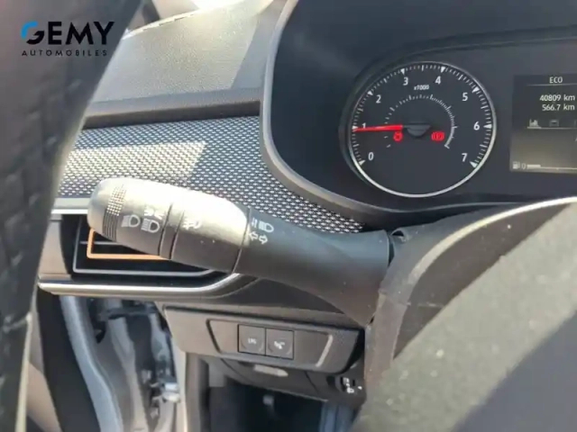 Dacia Sandero eco-g 100 — photo 19