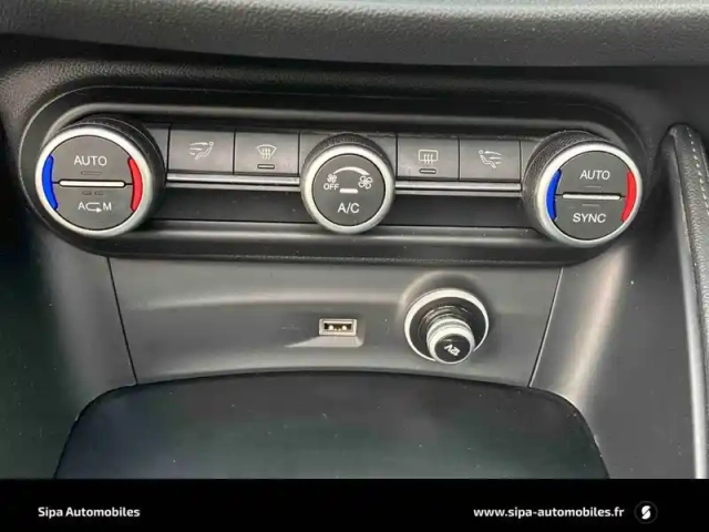 Alfa Romeo Stelvio 2.2 210 ch q4 at8 — photo 95