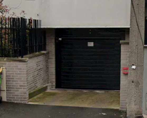 Place de parking PMR dans résidence sécurisée à Noisy le Sec secteur Haut Goulet