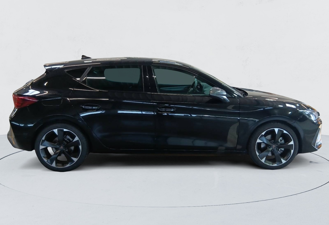 Cupra Leon — photo 7