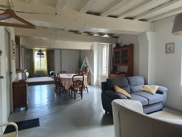 APPARTEMENT DUPLEX À VENDRE À SAINT AIGNAN SUR CHER