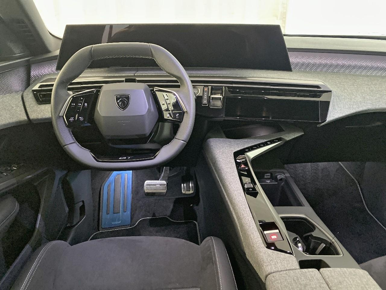Peugeot 3008 hybrid 145 e-dcs6 gt — photo 8