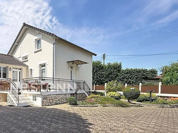 Maison 7 pièces 135 m²