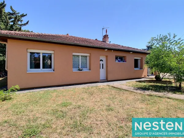 Maison 5 pièces de plain-pied avec studio indépendant et jardin arboré 69330 MEYZIEU
