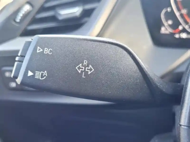 Bmw Serie 1 série 1 118da 150ch m sport 8cv — photo 9