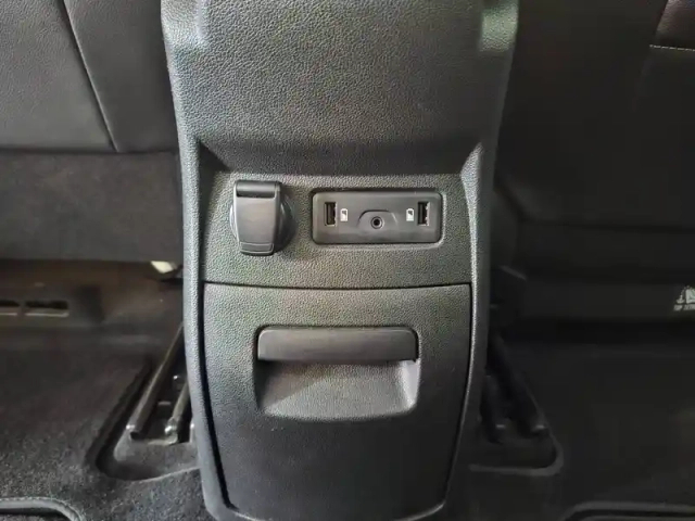Renault Scenic grand  tce 160 energy edc — photo 20