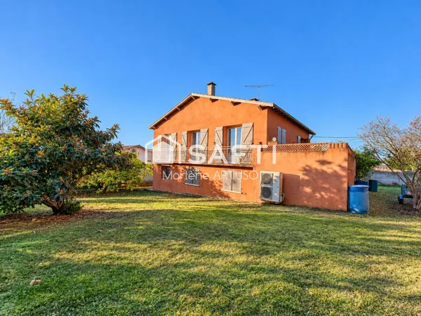 Maison familiale proche des commodités