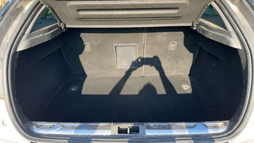 DS DS5 2.0 BlueHDi 180 EAT6 - Performance Line – 2018 – 181500 km – Diesel – Boîte Automatique — photo 33