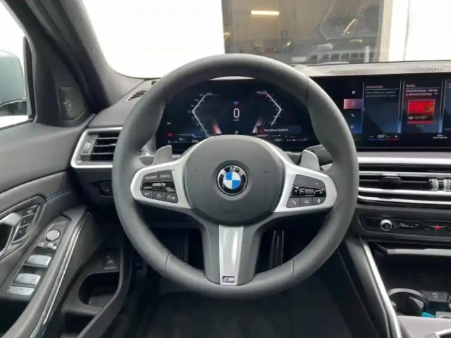 Bmw Serie 3 série 3 318ia 156ch m sport — photo 20