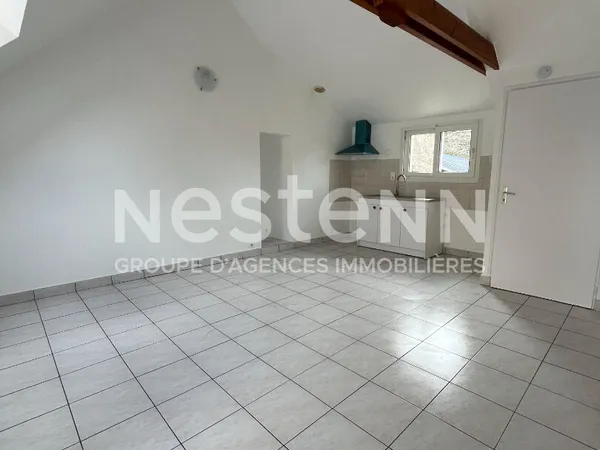 A LOUER - APPARTEMENT 1 CHAMBRE - CENTRE BOURG BIGNAN
