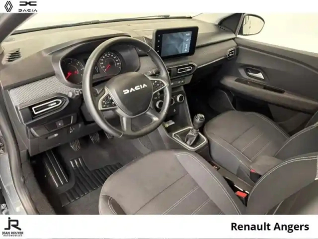 Dacia Sandero 1.0 tce 90ch journey — photo 15