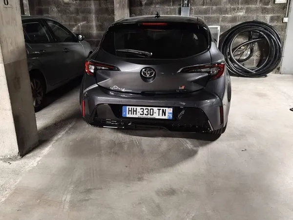 Parking 13 m²