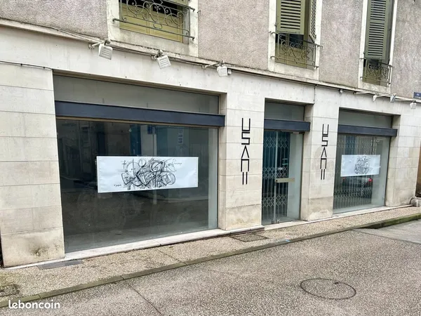 Local commercial 101 m² Nevers
