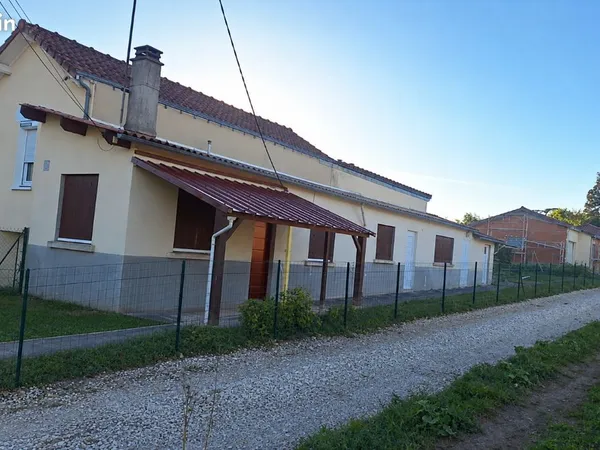 Maison de ville à louer