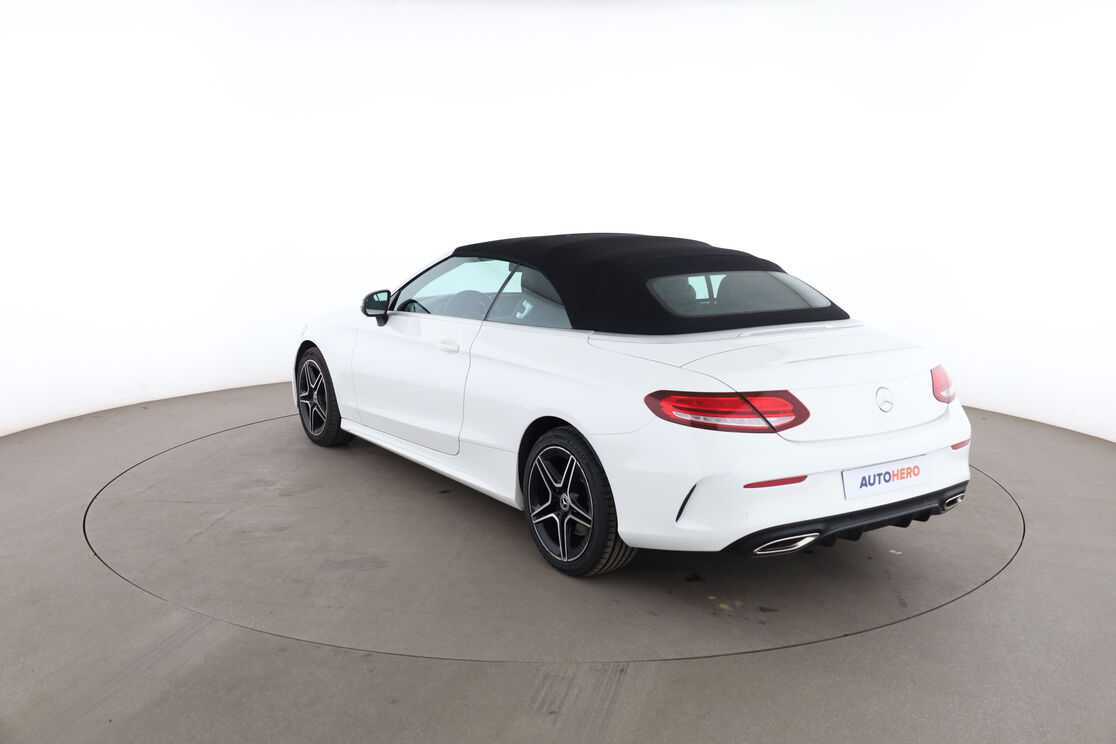 Mercedes-Benz Classe C Cabriolet 180 AMG Line 9G-Tronic — photo 3