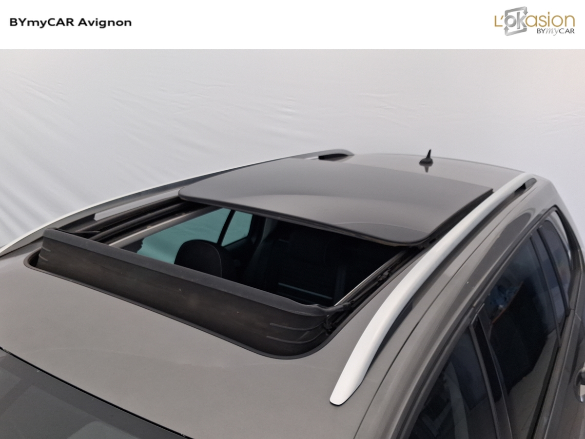 Volkswagen Golf SW 1.6 TDI 105 BlueMotion Technology — photo 22