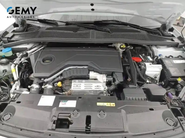 Peugeot 308 hybrid 136 e-dcs6 — photo 15