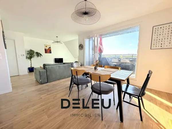APPARTEMENT T4 84 M² DERNIER ÉTAGE TERRASSE PARKING