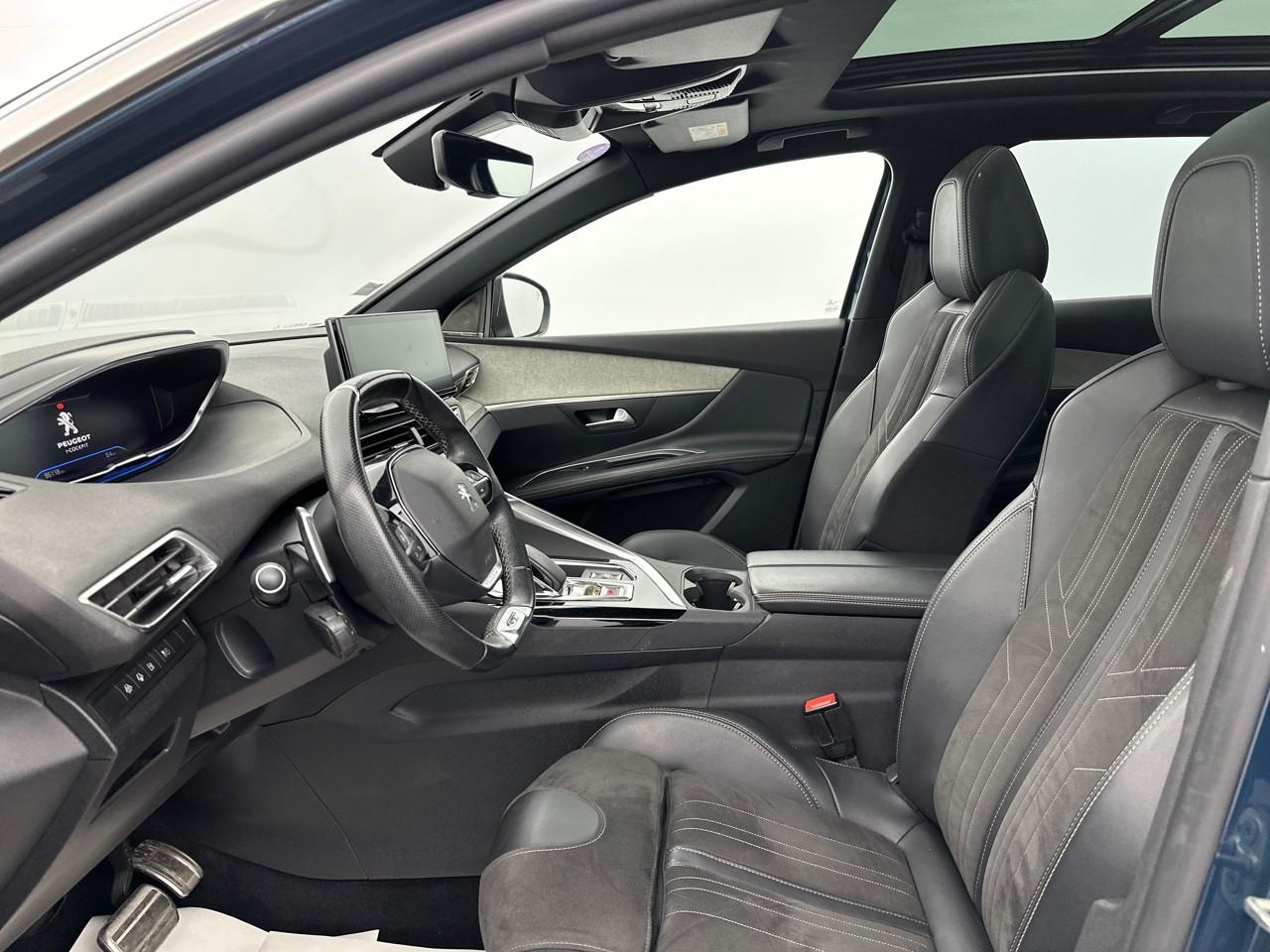 Peugeot 3008 hybrid 225 e-eat8 gt pack — photo 9