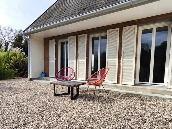 Maison à vendre 6 pièces (76) Saint Valéry en Caux. 137 m² Habitable. 4 Chambres- 1 garage - Terrain