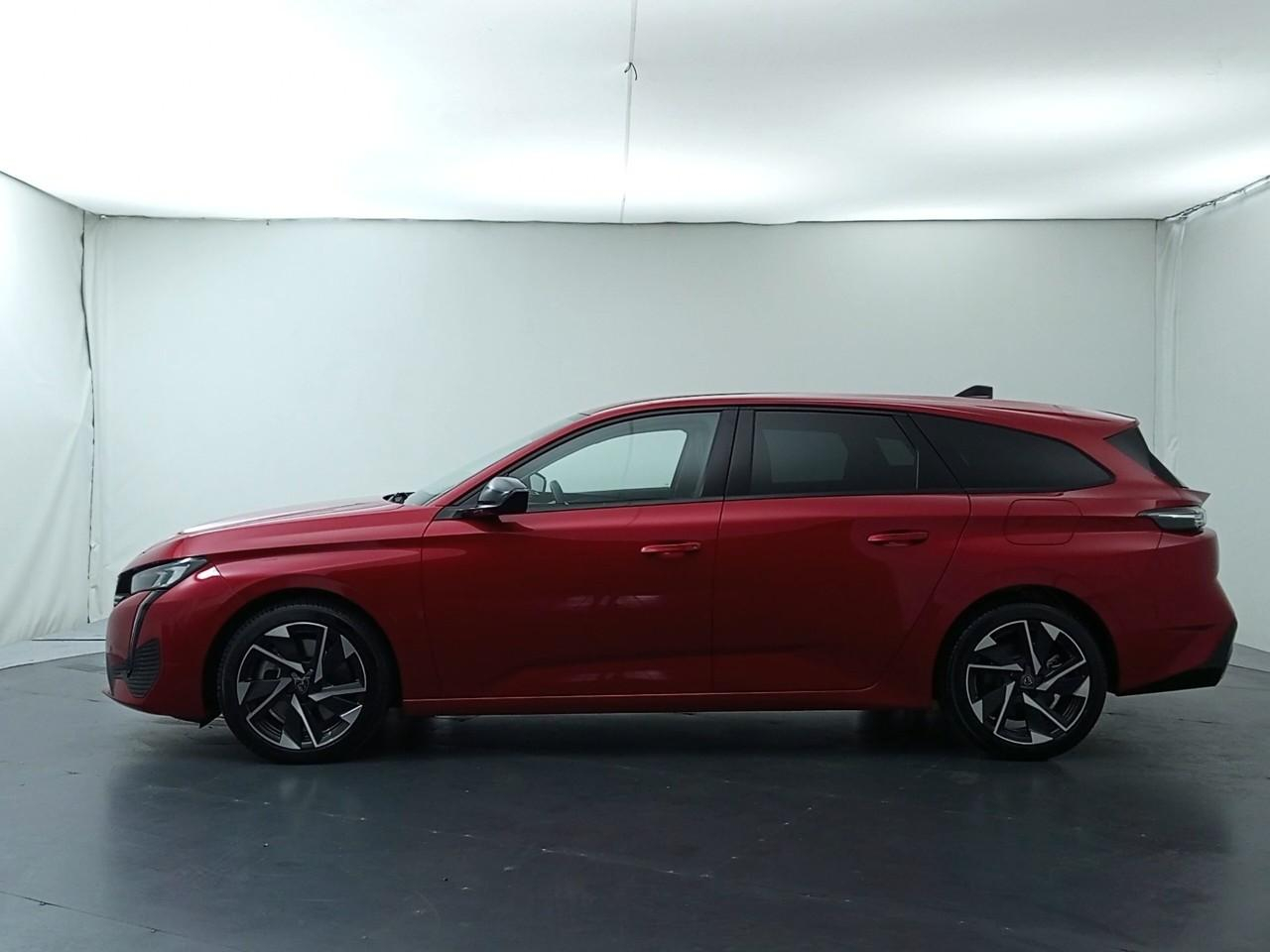Peugeot 308 sw phev 180 e-eat8 allure — photo 2