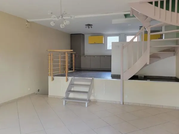 MAISON RECENTE 3 CHAMBRES JARDIN GARAGE
