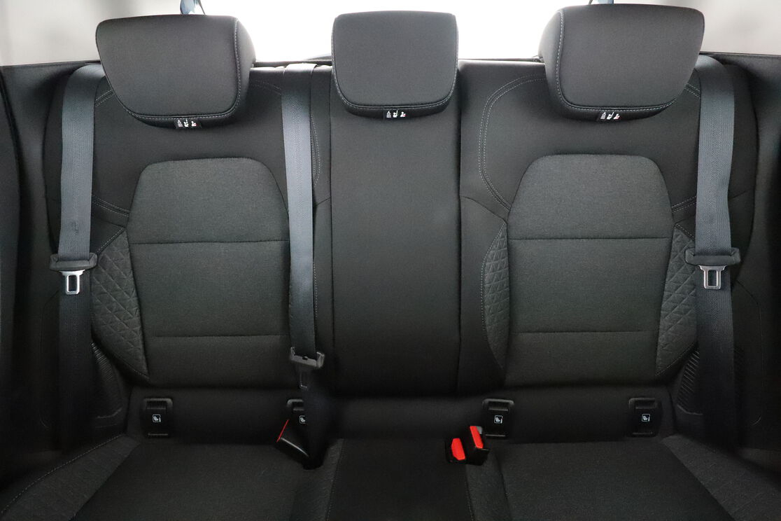 Renault Clio 1.6 E-Tech Zen — photo 14