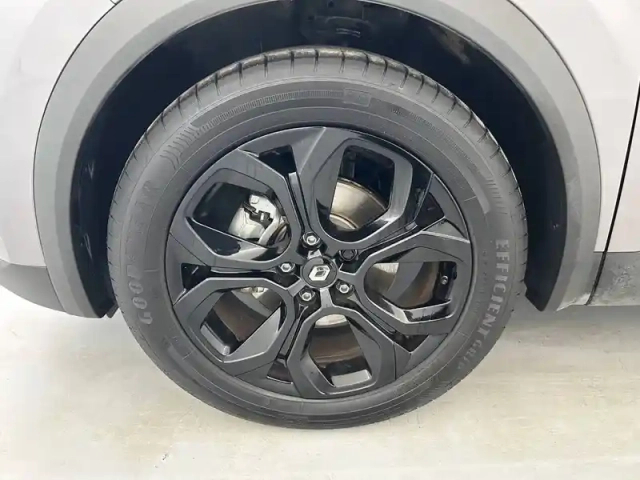 Renault Captur e-tech 145 — photo 28