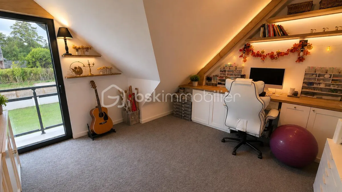 Photo 12