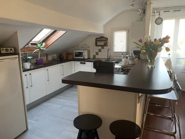 Appartement T2 bis, à proximité des bords de Marne et du RER