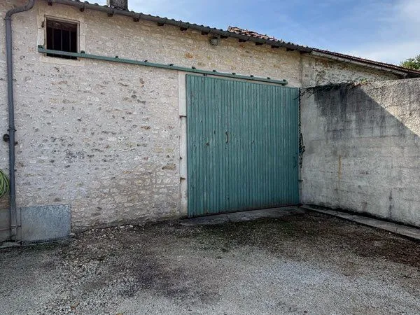 Hangar à louer