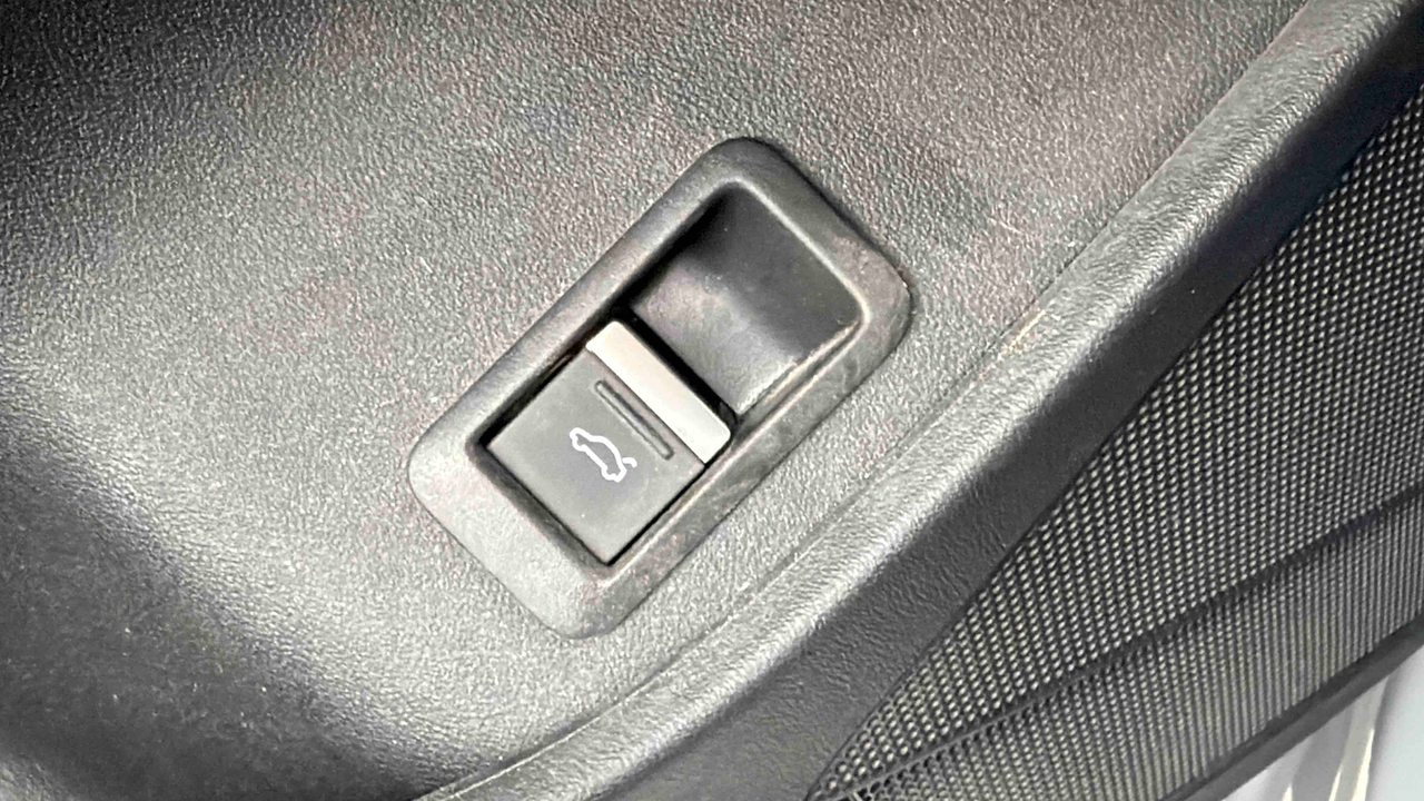 Audi Q4 e-tron 40 204 ch 82 kWh — photo 33
