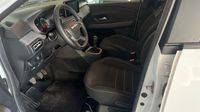 Dacia Sandero 1.0 TCe 90ch Expression — photo 12