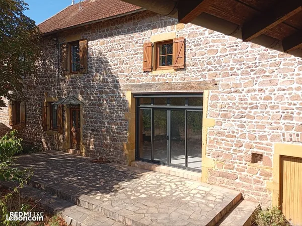 Maison en pierres-80 km de Lyon