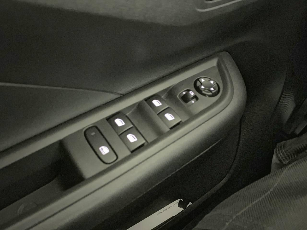 Opel Frontera 1.2 turbo hybrid 145 ch e-dct6 edition — photo 20