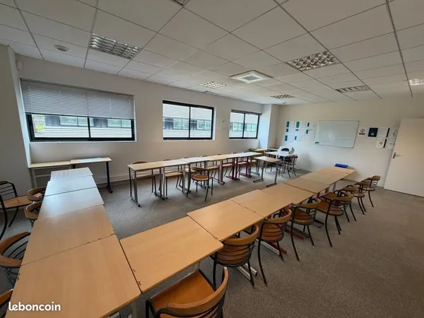 Bureaux 220 m²