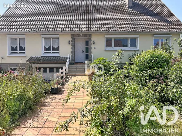 Maison familiale 8 pièces 195 m²