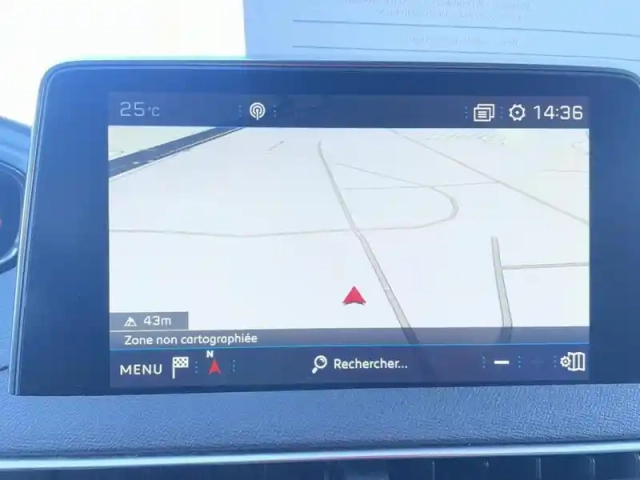 Peugeot 3008 puretech 130ch s&amp;s bvm6 — photo 8