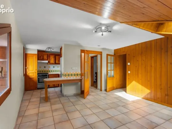 À vendre t3 de 58,60 m2 carrez garage à 2 km de plagne montalbert
