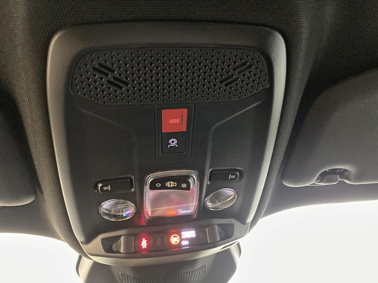 Peugeot 2008 hybrid 145 ch e-dcs6 allure — photo 19