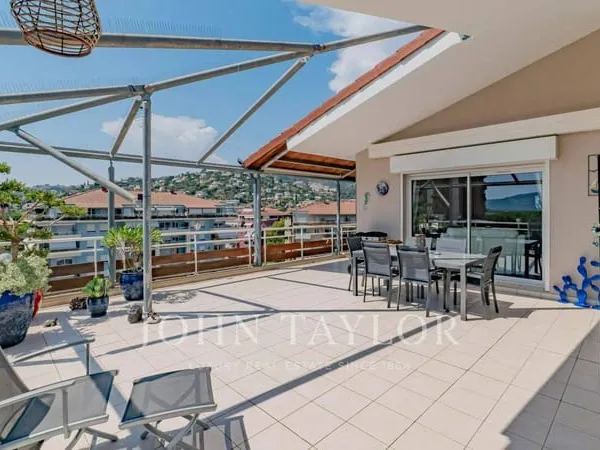 Appartement 4 pièces 101 m²