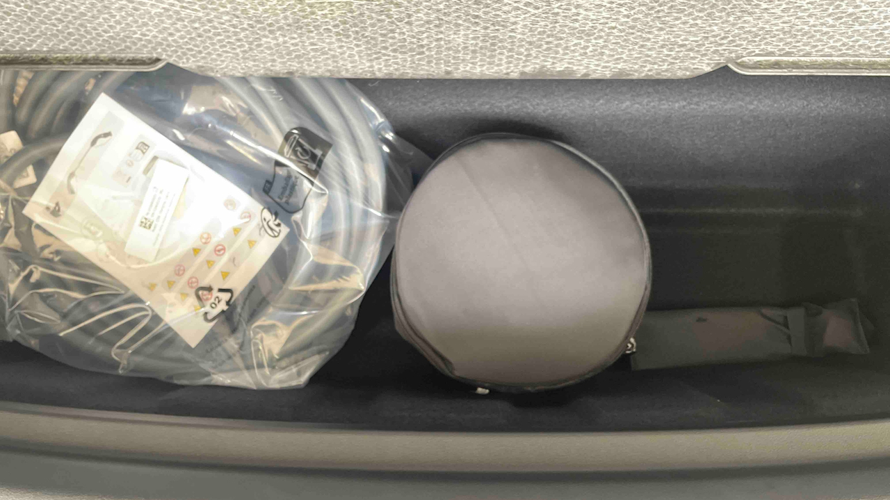 BMW iX1 eDrive20 — photo 17