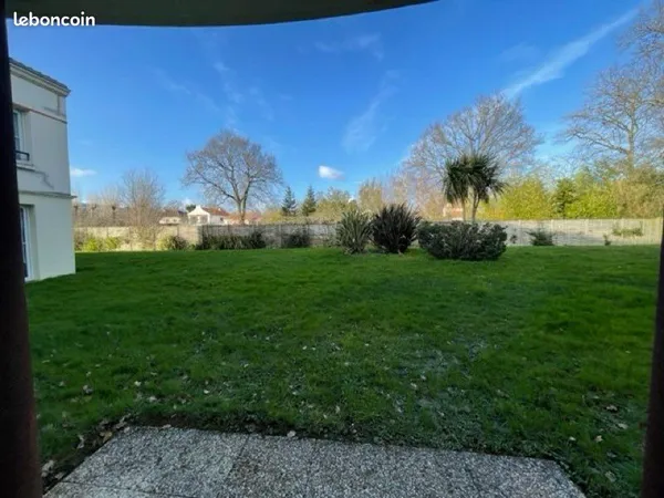 À louer - T2 48 m² avec terrasse sans vis-à-vis et parking