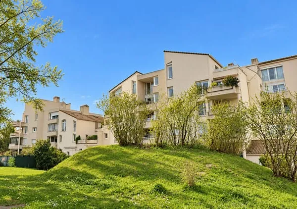 Duplex 5 pièces 111 m²