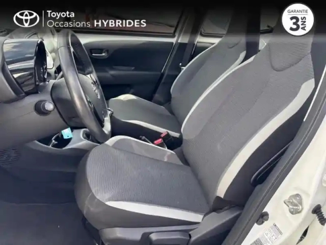 Toyota Aygo 1.0 vvt-i 72ch x-play 5p my19 — photo 7