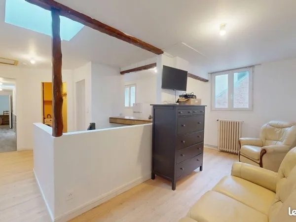 Chambre 5 pièces 86 m²
